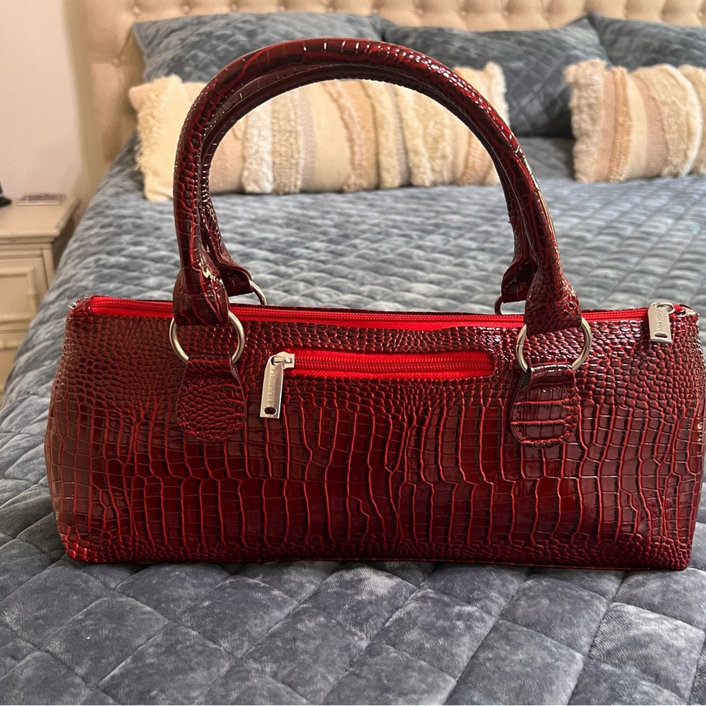 Red Crocodile-Embossed wine cooler Shoulder Bag with Silver Hardware.